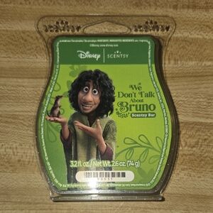 'We Don't Talk About Bruno' Wax Bar